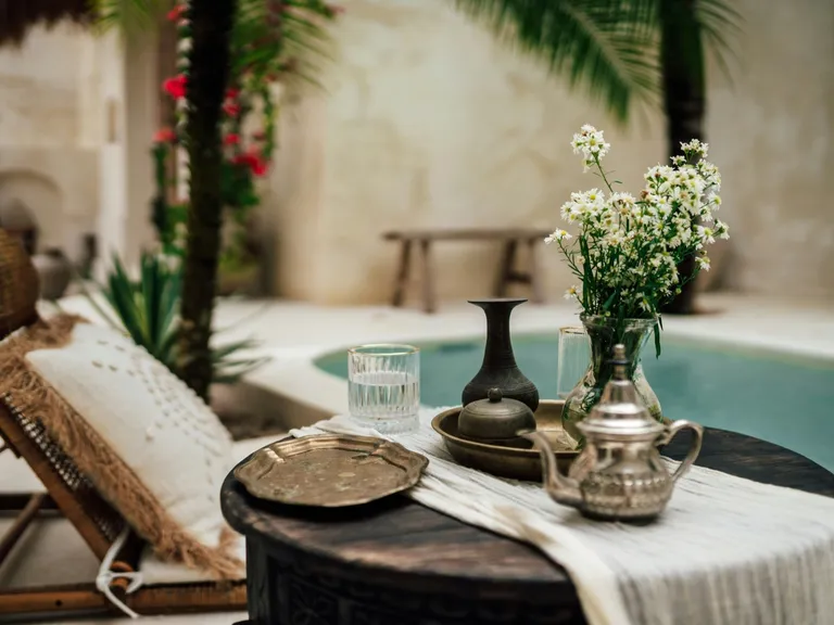 Booking Software or a Marketplace? What Actually Fills a Salon's Calendar